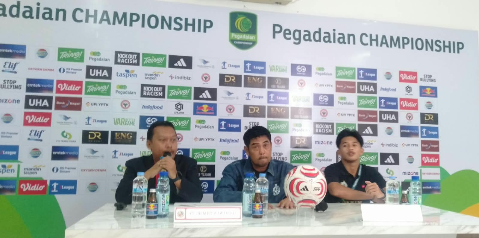Press Conference Semen Padang FC (Foto: Istimewa)
